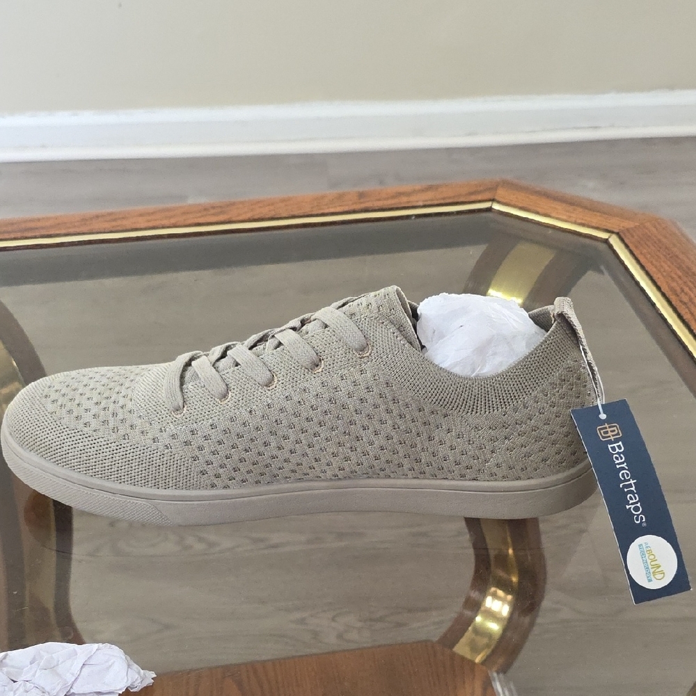 BareTraps Men's Beige Knit Sneakers